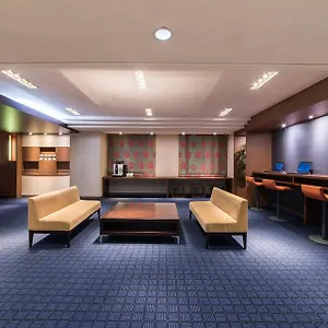 Hotel The B ***