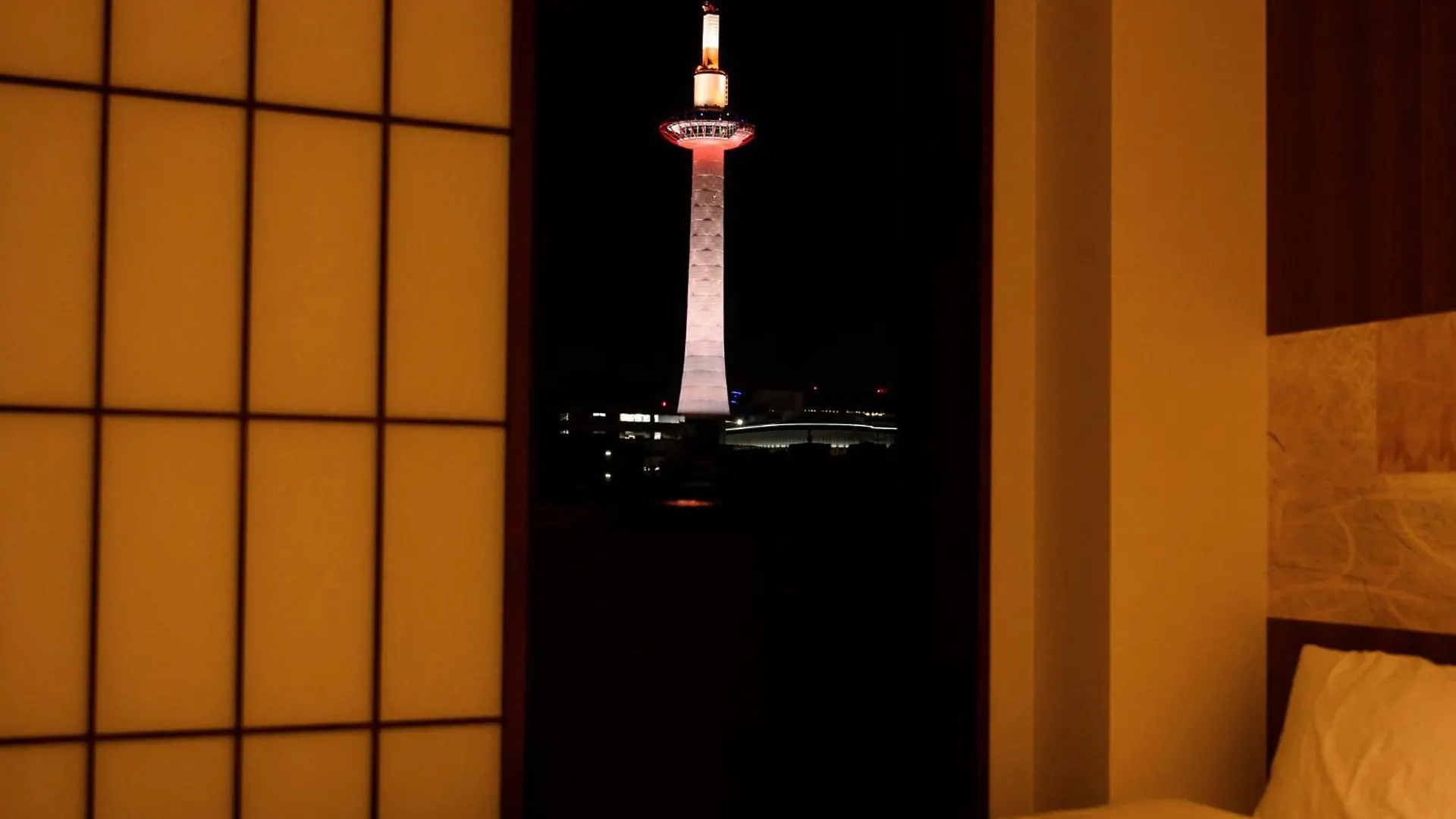 Irori 京都駅東本願寺前